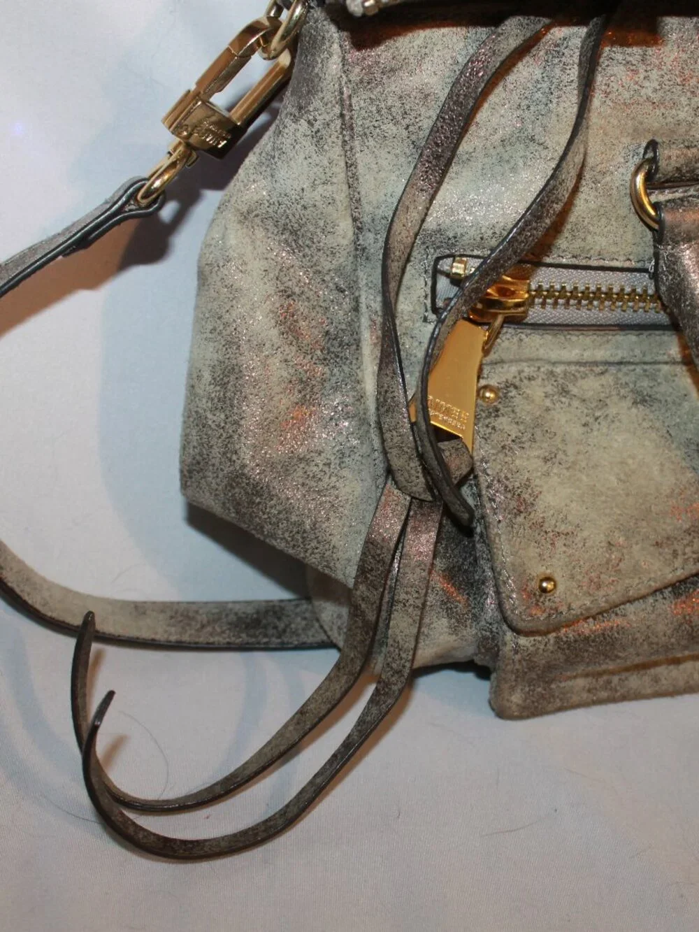 Aimee Kestenberg Soho Distressed Metalic Leather Sachel Crossbody - Picture 4 of 4